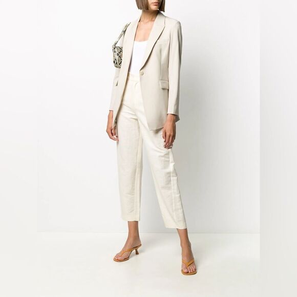 Theory Etiennette Elongated Stretch Linen Blazer in Bone - Picture 4 of 11